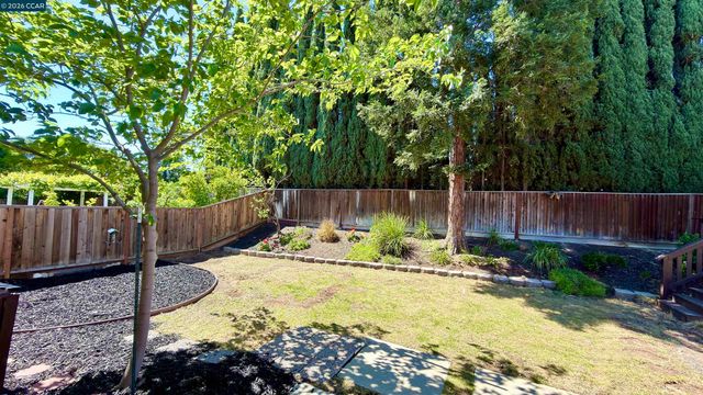 5104 Trailridge Ct, Antioch, CA 94531