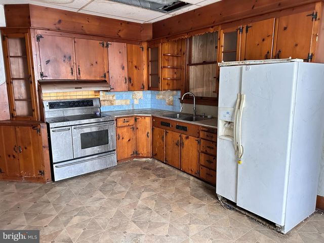 313 PARK AVE, Lebanon, PA 17042