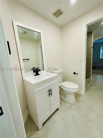 6560 NW 114th Ave 523, Doral, FL 33178