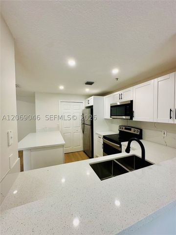 6560 NW 114th Ave 523, Doral, FL 33178