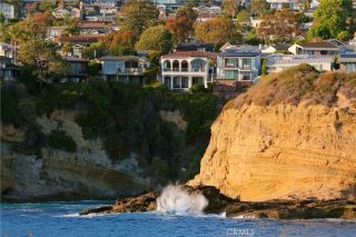 10 S La Senda, Laguna Beach, CA 92651
