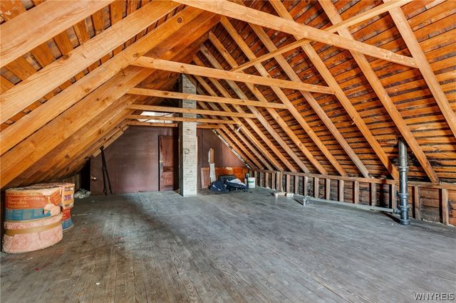 148 Deerfield Avenue, Buffalo, NY 14215