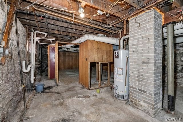 148 Deerfield Avenue, Buffalo, NY 14215