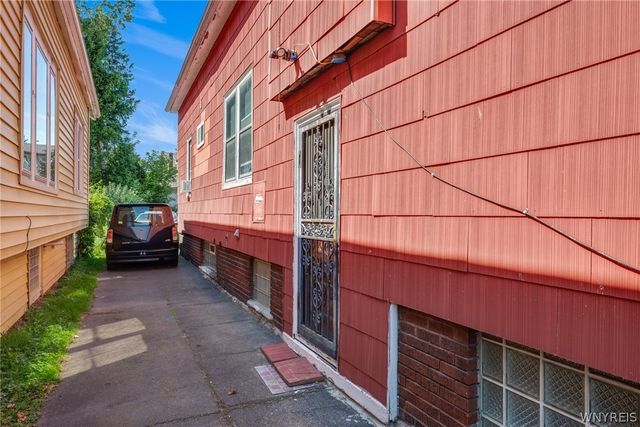 148 Deerfield Avenue, Buffalo, NY 14215