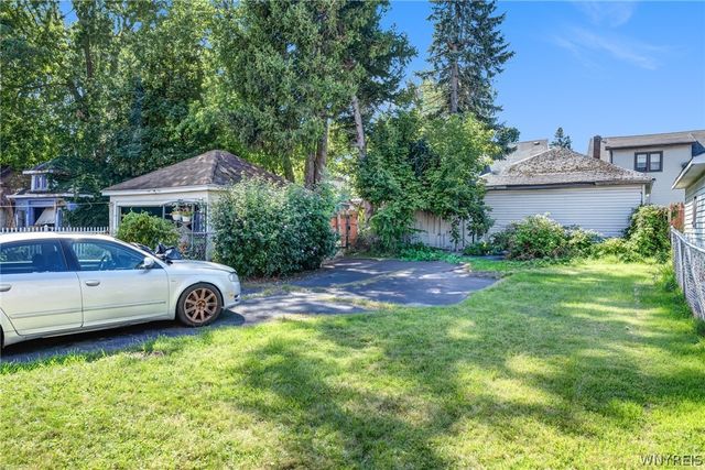 148 Deerfield Avenue, Buffalo, NY 14215