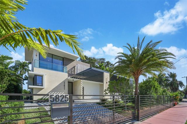 5825 Alton Rd, Miami Beach, FL 33140