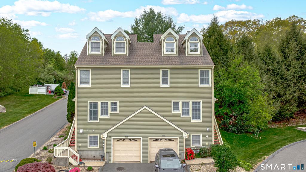 101 Madeline Avenue 19, Waterbury, CT 06708