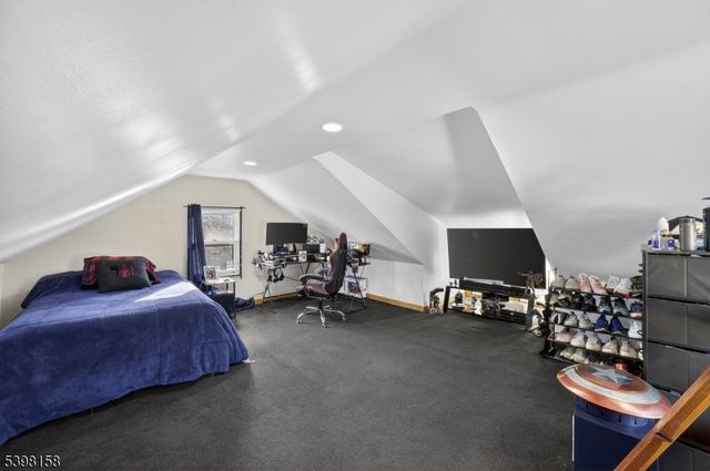 121 Myrtle St, Roselle Boro, NJ 07203