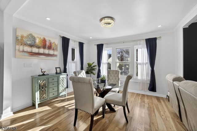 121 Myrtle St, Roselle Boro, NJ 07203