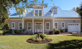 311 S Kingfisher Lane, Hampstead, NC 28443