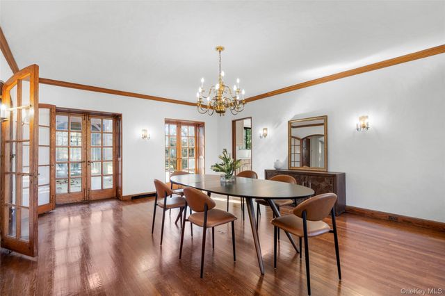 60 Wildwood Road, New Rochelle, NY 10804