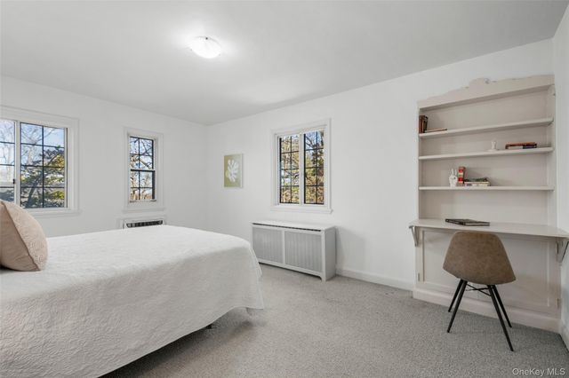 60 Wildwood Road, New Rochelle, NY 10804