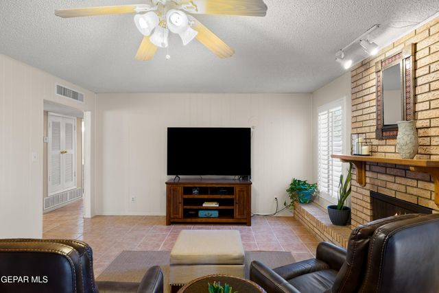 3706 Talent Way, Horizon City, TX 79928