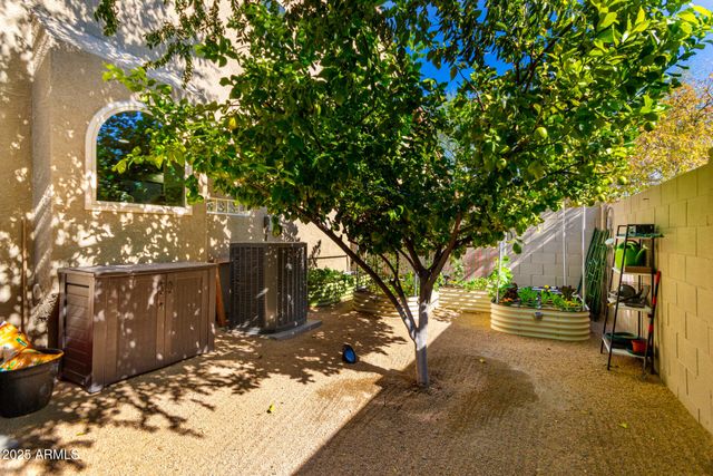 2309 W YAHOO Trail, Phoenix, AZ 85085