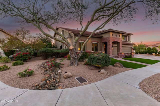 2309 W YAHOO Trail, Phoenix, AZ 85085