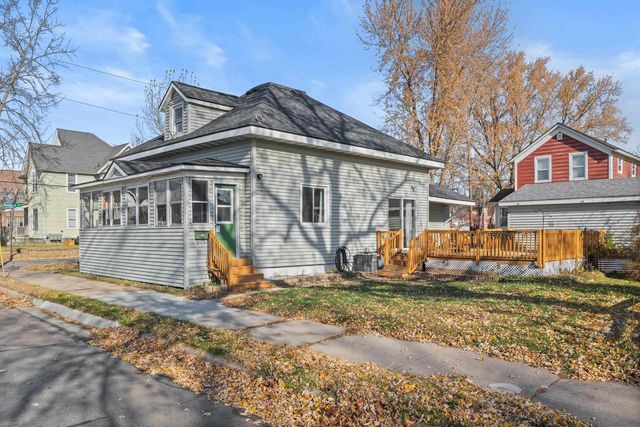 2101 STRONGS AVENUE, Stevens Point, WI 54481