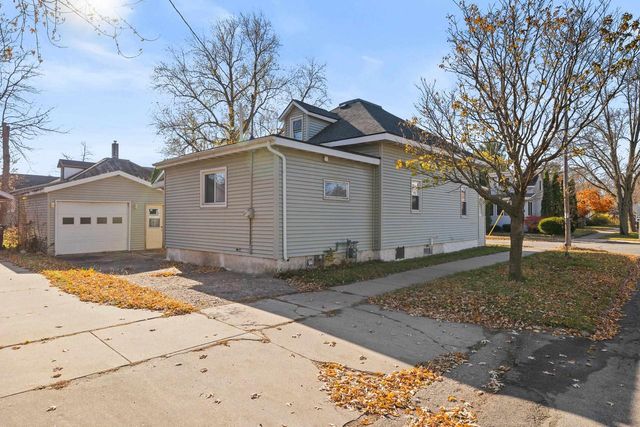 2101 STRONGS AVENUE, Stevens Point, WI 54481