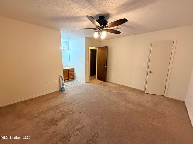 566 Ahuawa Place, Diamondhead, MS 39525