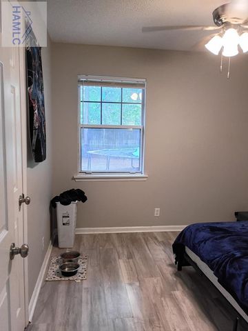 1411 Desert Storm Drive, Hinesville, GA 31313