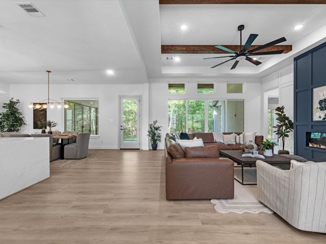9490 Cedar Bend, Plantersville, TX 77363