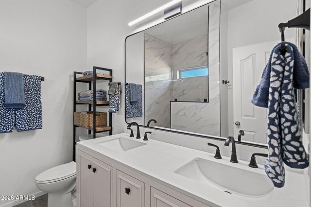 10152 E KNOWLES Avenue, Mesa, AZ 85209