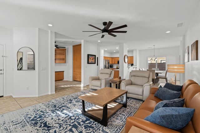 10152 E KNOWLES Avenue, Mesa, AZ 85209