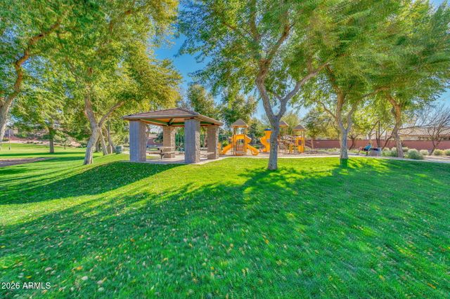 10152 E KNOWLES Avenue, Mesa, AZ 85209