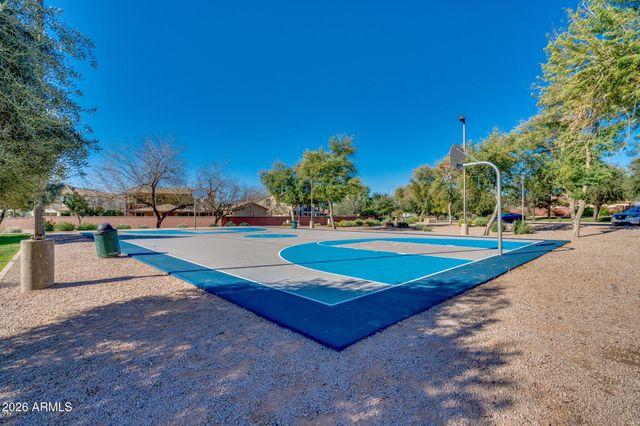 10152 E KNOWLES Avenue, Mesa, AZ 85209