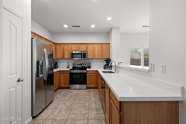 10152 E KNOWLES Avenue, Mesa, AZ 85209