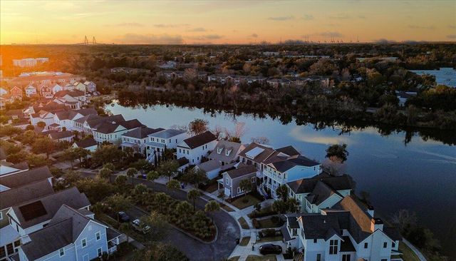 1615 Paradise Lake Drive, Mount Pleasant, SC 29464