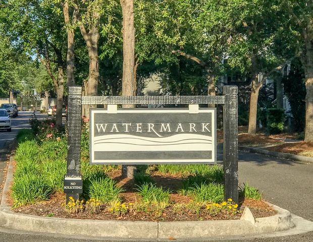 1615 Paradise Lake Drive, Mount Pleasant, SC 29464