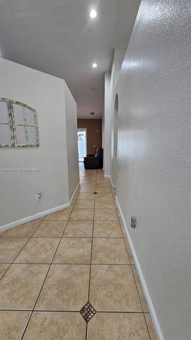 4120 NE 22 ND CT, Homestead, FL 33033