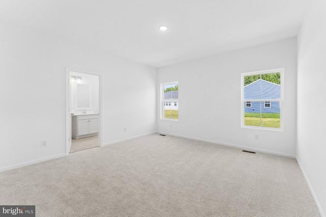 15013 BOATSWAIN AVE, Ellendale, DE 19941