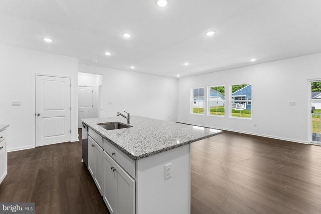 15013 BOATSWAIN AVE, Ellendale, DE 19941