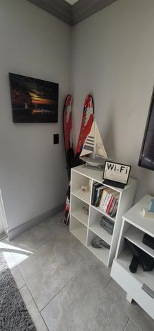145 Yacht Club Way 112, Hypoluxo, FL 33462