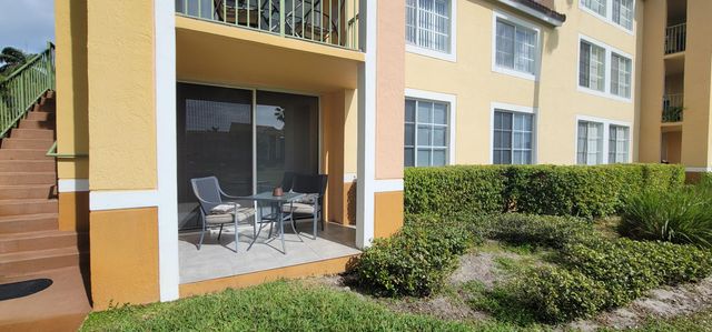 145 Yacht Club Way 112, Hypoluxo, FL 33462