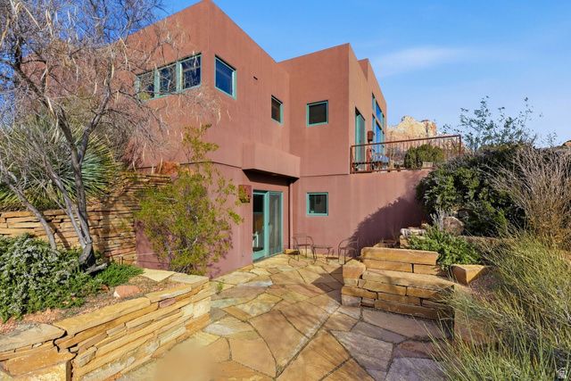 261 VALLEY VIEW DR, Springdale, UT 84767