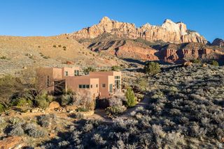 261 VALLEY VIEW DR, Springdale, UT 84767