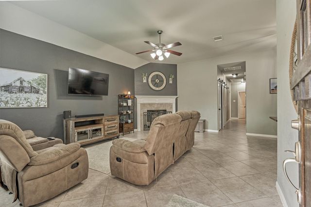 12942 Shady Grove Lane, Montgomery, TX 77356