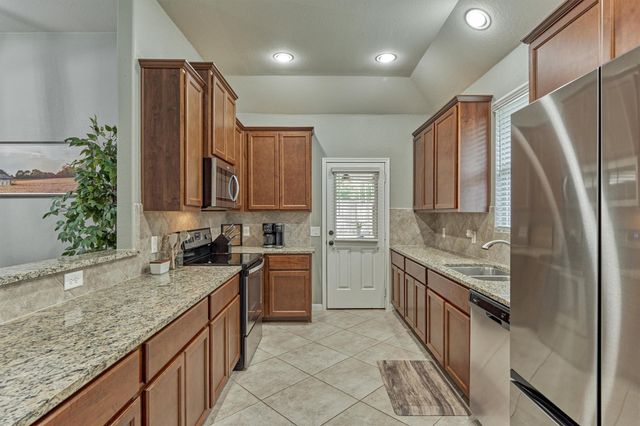12942 Shady Grove Lane, Montgomery, TX 77356