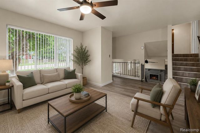 33828 Stonewood Drive, Sterling Heights, MI 48312