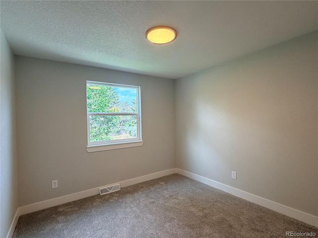 6962 Ingalls St, Arvada, CO 80003