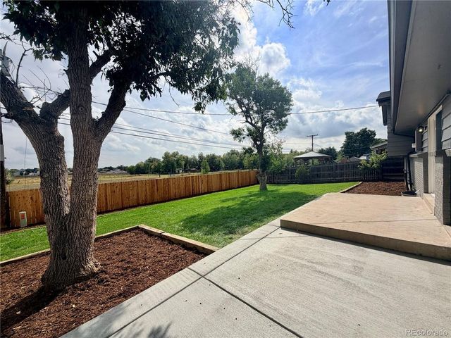 6962 Ingalls St, Arvada, CO 80003