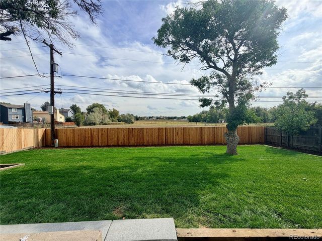 6962 Ingalls St, Arvada, CO 80003