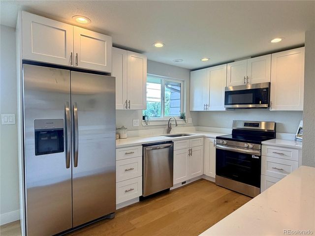 6962 Ingalls St, Arvada, CO 80003