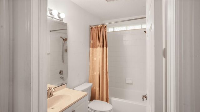 15120 DEER MEADOW DRIVE, Lutz, FL 33559