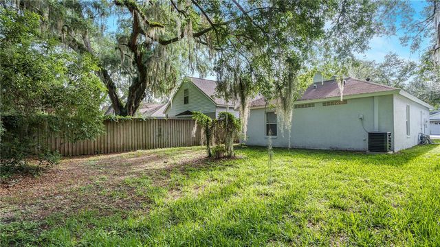15120 DEER MEADOW DRIVE, Lutz, FL 33559