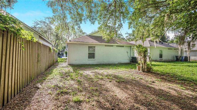 15120 DEER MEADOW DRIVE, Lutz, FL 33559