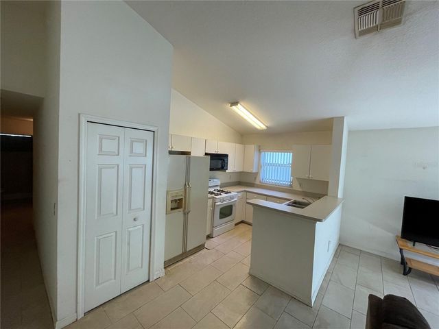 15120 DEER MEADOW DRIVE, Lutz, FL 33559