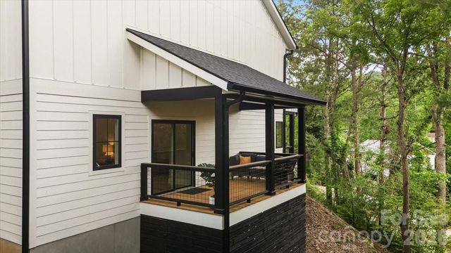 8 Wildwood Park Knoll, Weaverville, NC 28787
